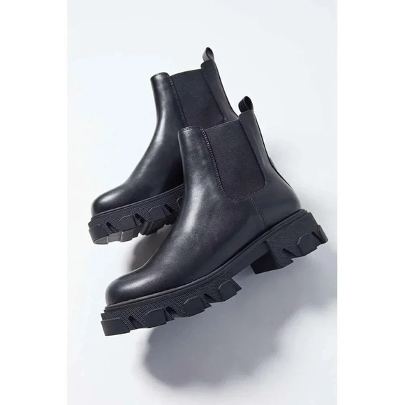 Urban Outfitters Lorenzo Chunky Chelsea Boot Women’s 10 - Picture 1 of 8